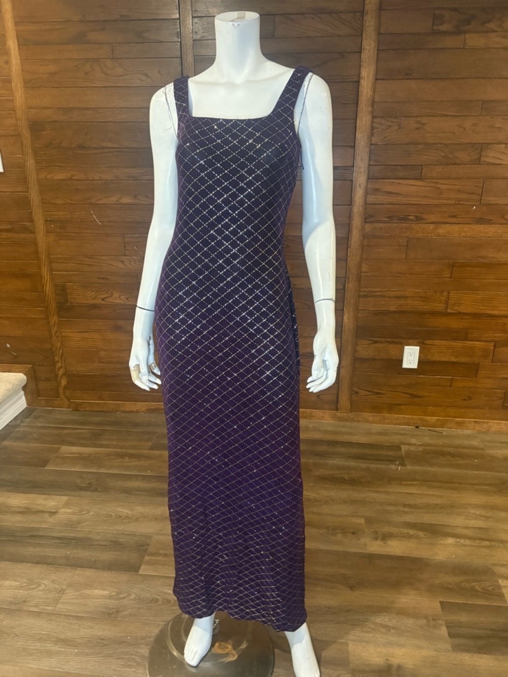 Embellished Sleeveless Maxi Dress in Deep Purple